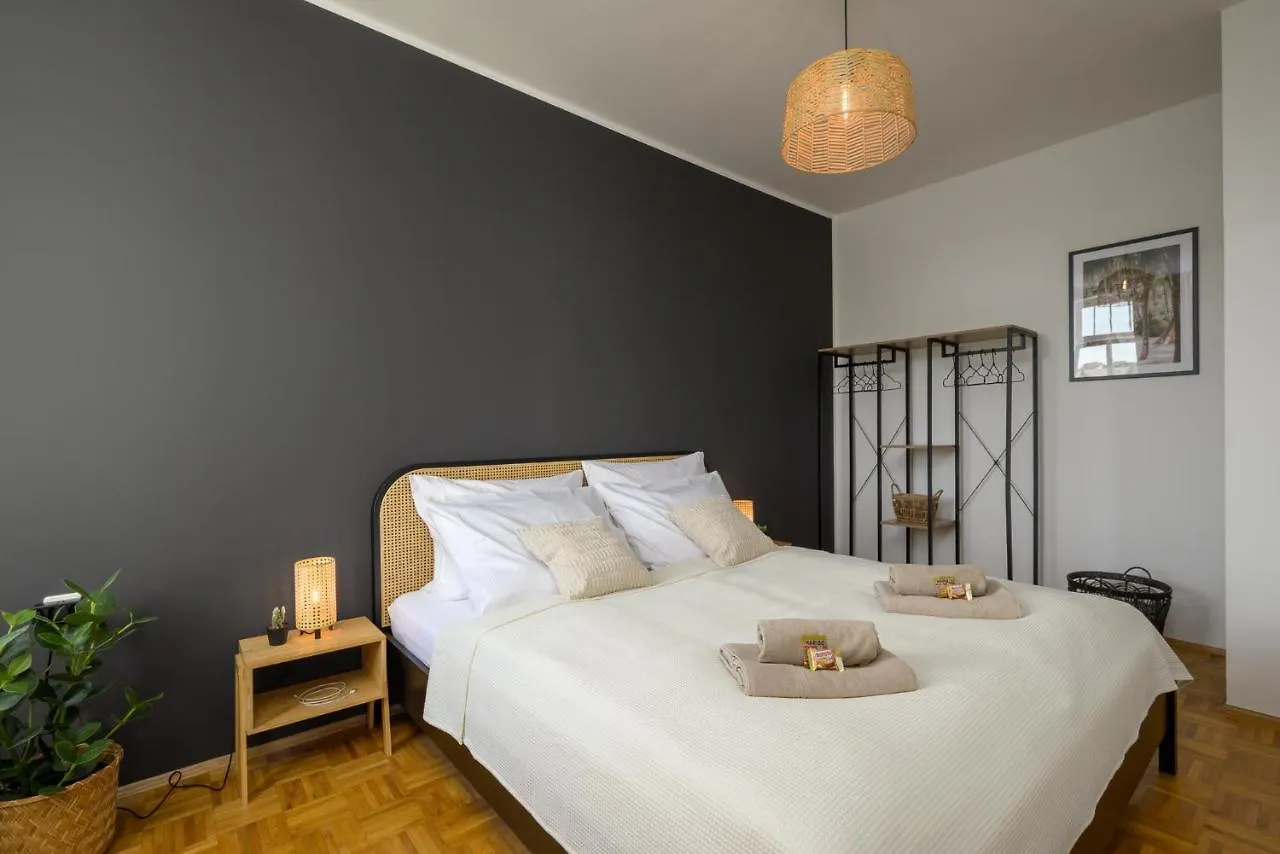 Le Vacation 3-Room-Apartment 67Qm, Kueche, Netflix, Free-Tv Schkeuditz Apartment